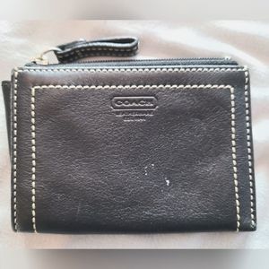 Coach Skinny ID case